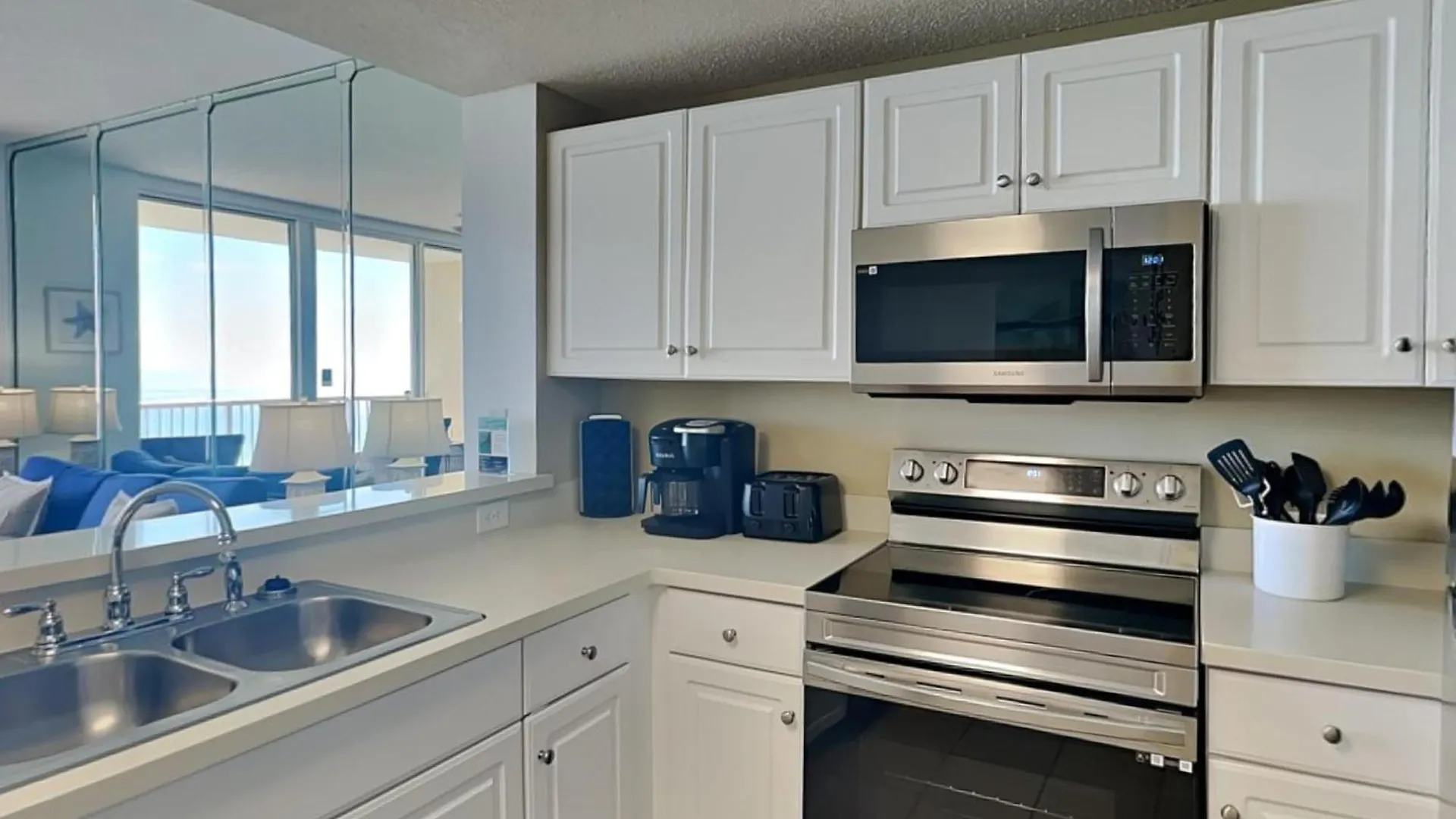 Majestic Beach Towers I 1311 Panama City Beach 0*,  United States